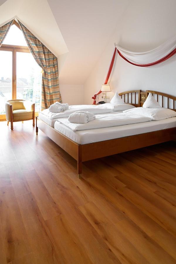Romantik Hotel Johanniter-Kreuz Uberlingen Dış mekan fotoğraf